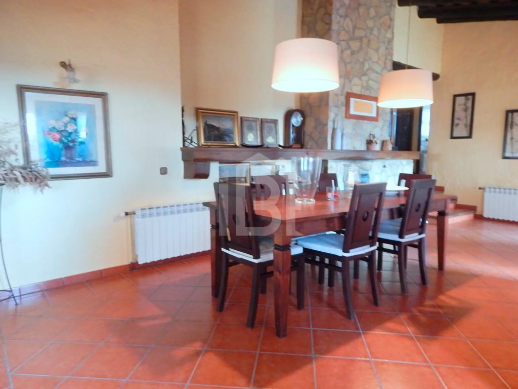 2014-01-01-00-00-00-393-1476226