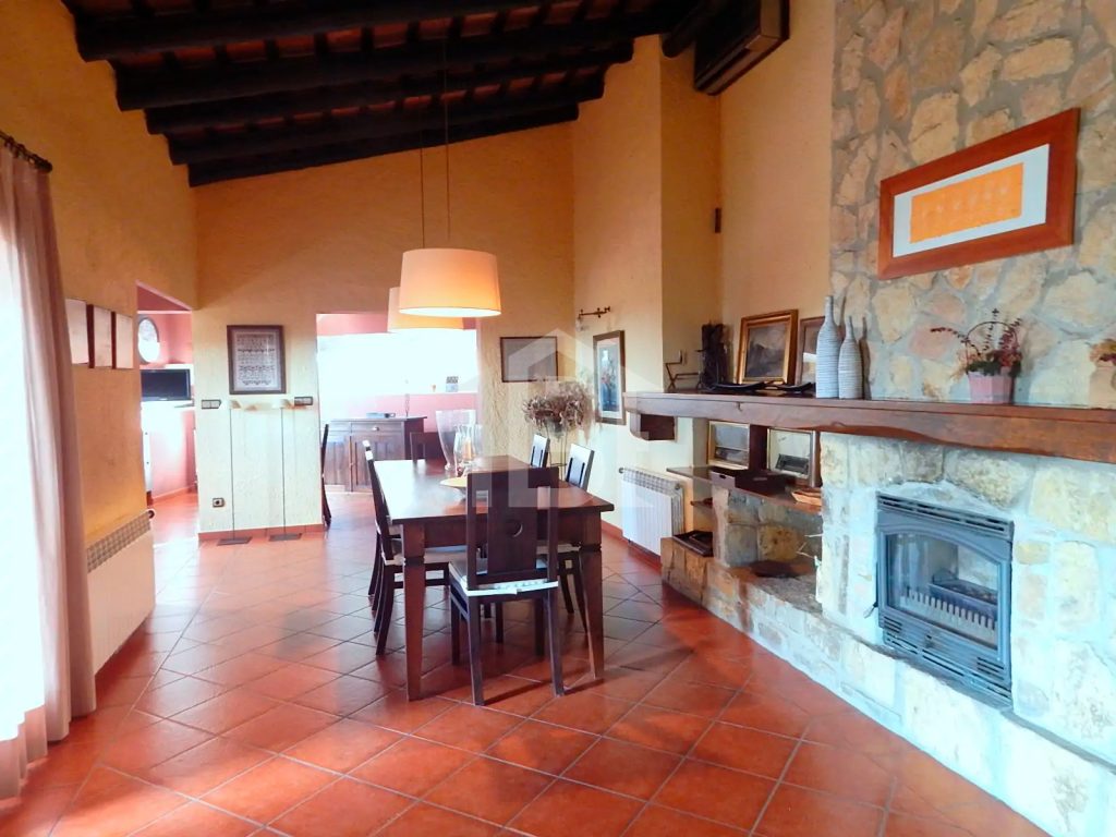 2014-01-01-00-00-00-397-1476234