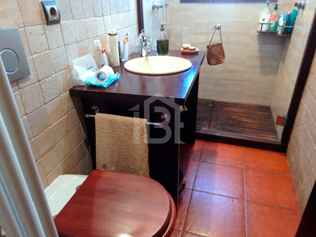 2014-01-01-00-00-00-405-1476220